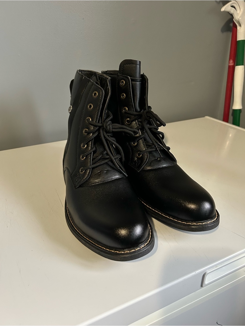Men's Black Leather Lace-Up Work Boots
